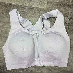 Lululemon 32DD enlisted sports‎ bra in a light purple -like new!